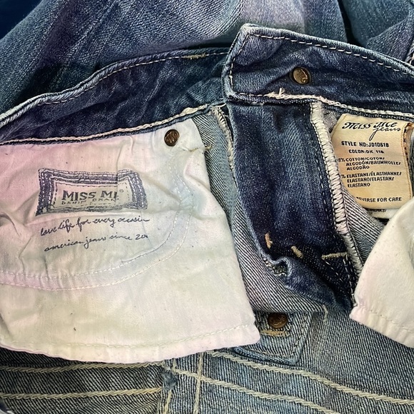 💎 Miss Me Jeweled Bootcut Jeans - Picture 7 of 7